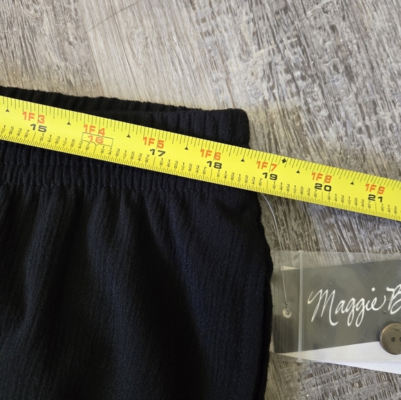 Maggie Barnes Convertible Pants Capris Women's Size 1X Dark Black Lightweight - Picture 10 of 12